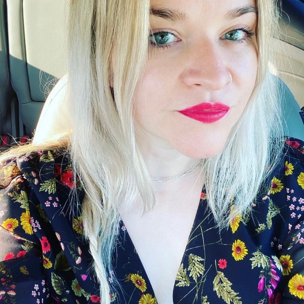 Meet your Posher, Carissa